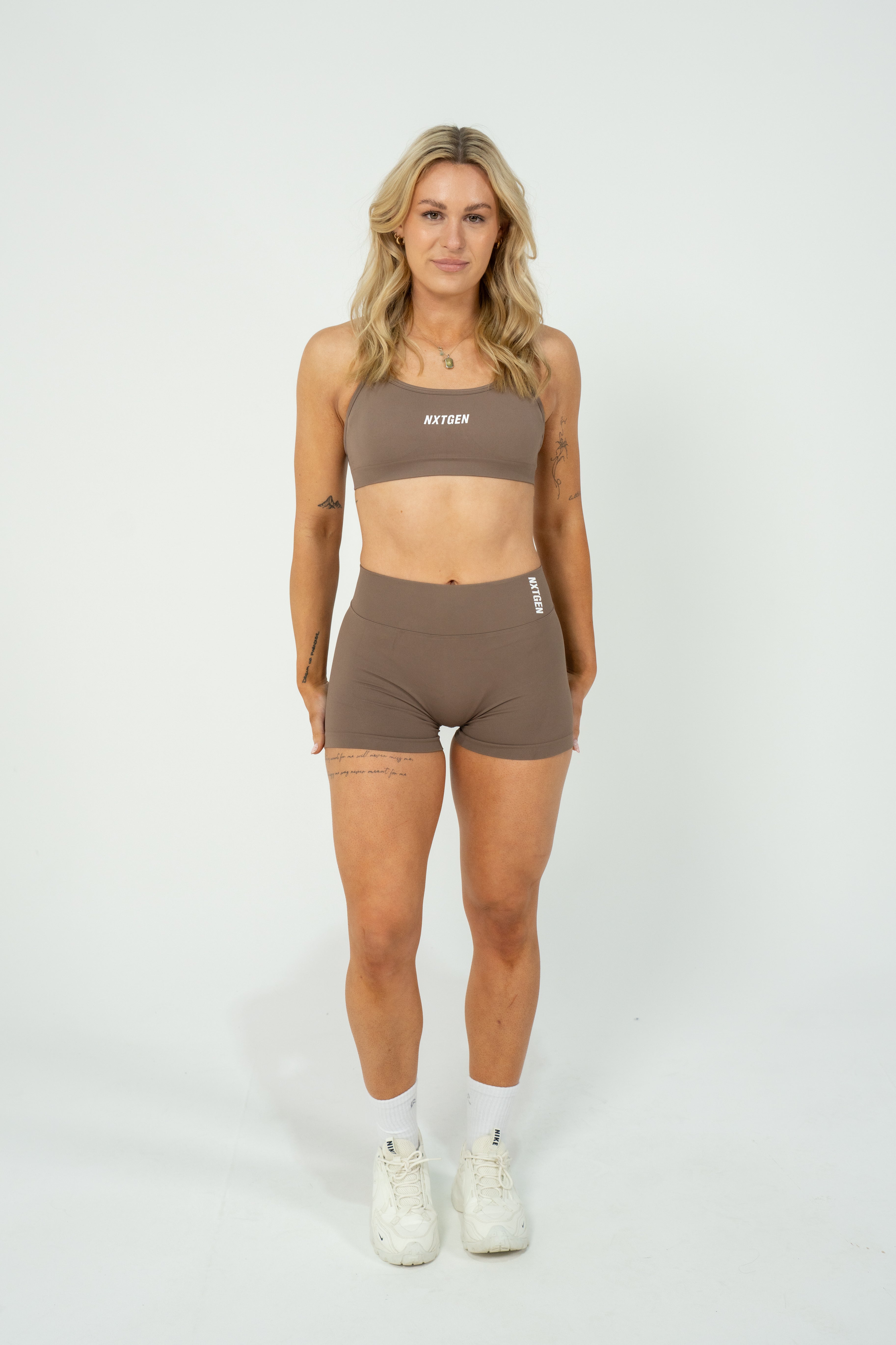 Womens V-Scrunch Shorts